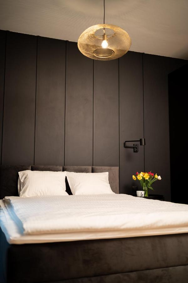 Apartment No1 Wyszynskiego Wroclaw